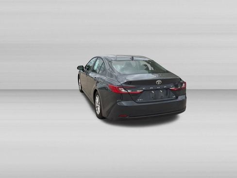Used 2026 Toyota Camry LE FWD image 8