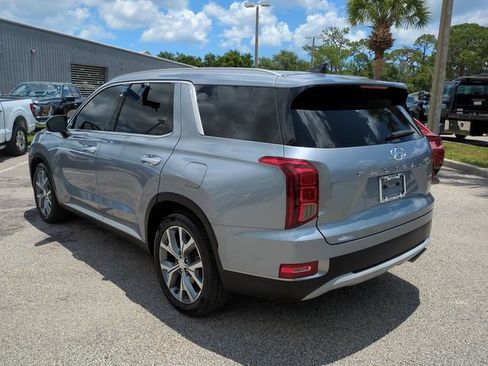 Used 2020 Hyundai Palisade SEL FWD image 6