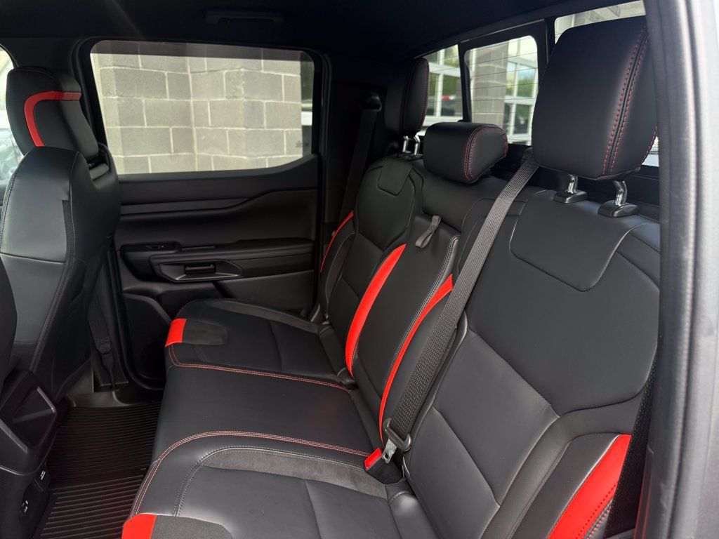 Used 2025 Ford Ranger Raptor AWD/4WD image 31