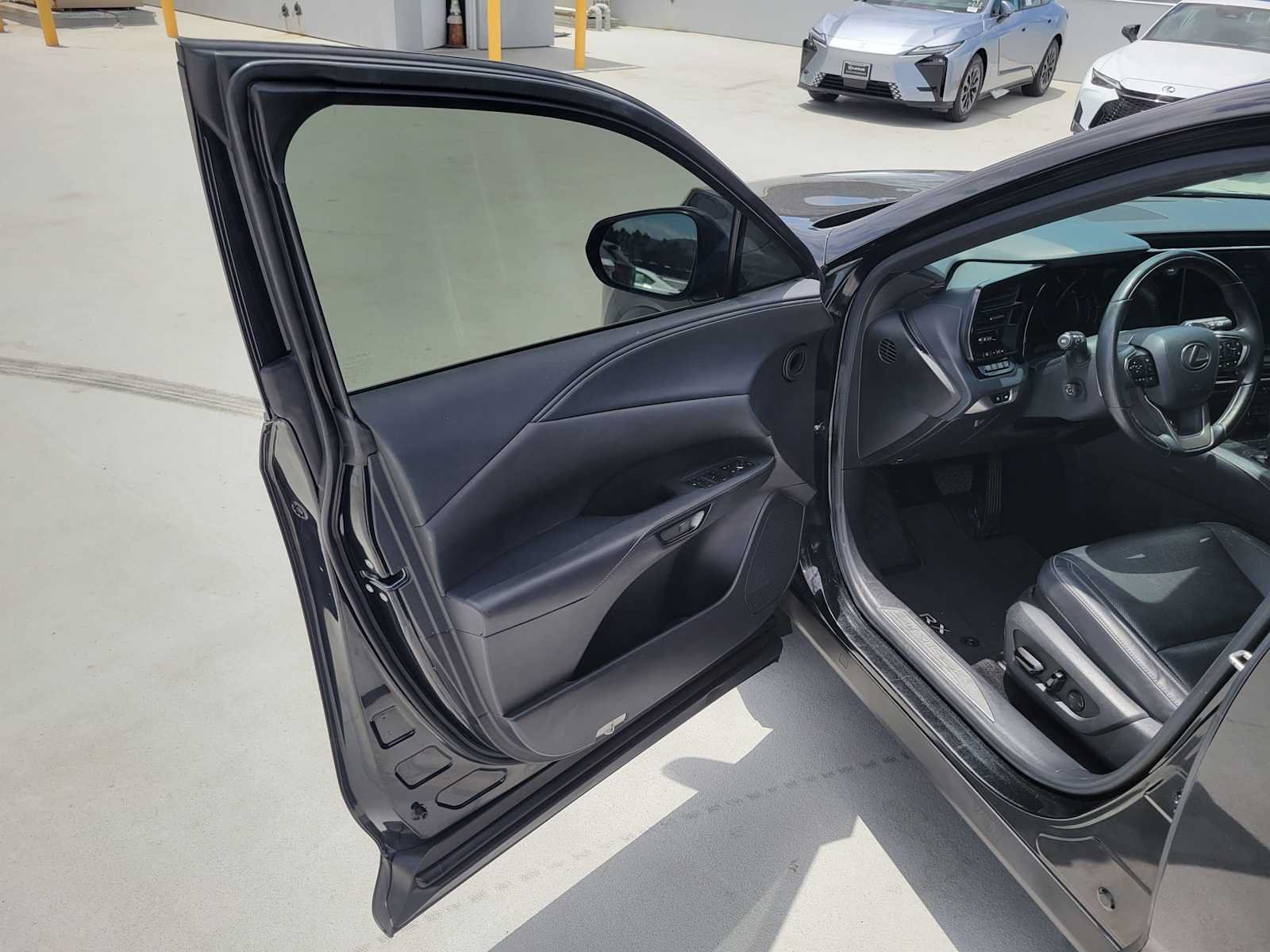 Used 2023 Lexus RX 350 Premium Plus w/ Cold Area Package FWD image 19