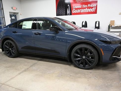 New 2026 Toyota Crown Nightshade image 4