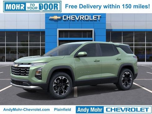 New 2026 Chevrolet Equinox LT w/ Convenience Package II image 2