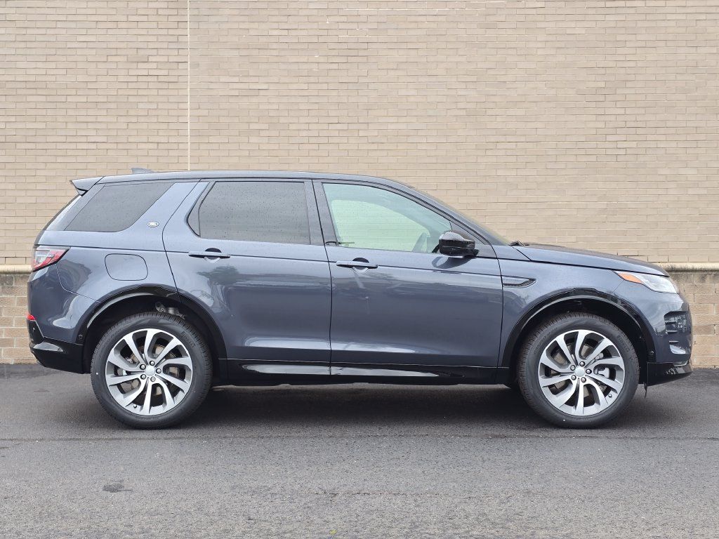 New 2025 Land Rover Discovery Sport Dynamic SE AWD/4WD image 36