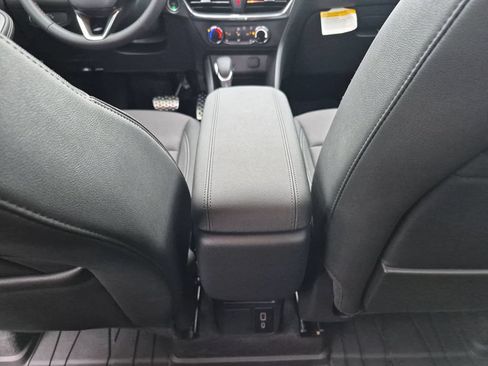Certified 2026 Buick Encore GX Preferred w/ Advanced Technology Package FWD image 35