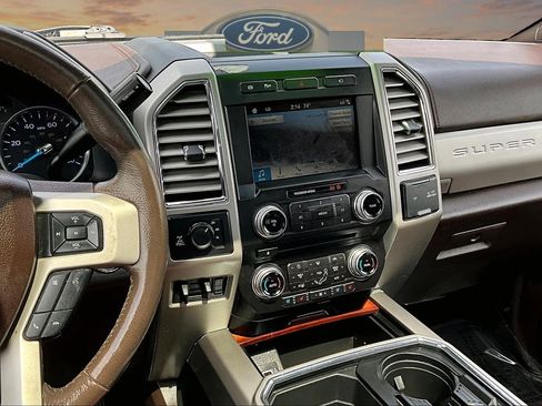 Used 2018 Ford F350 King Ranch w/ King Ranch Ultimate Package AWD/4WD image 6