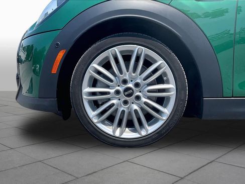 Used 2024 MINI Cooper S FWD image 9