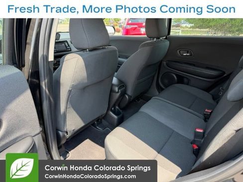Used 2020 Honda HR-V LX image 10