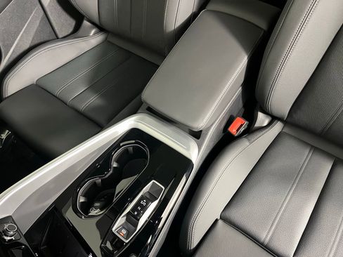 New 2025 Audi Q5 Prestige image 18