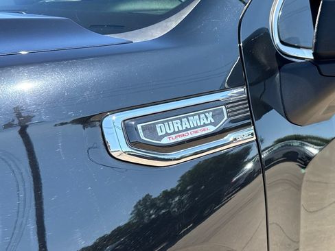 Used 2020 GMC Sierra 1500 Denali w/ Denali Ultimate Package AWD/4WD image 25