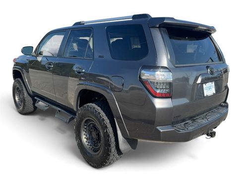 Used 2019 Toyota 4Runner SR5 Premium AWD/4WD image 5