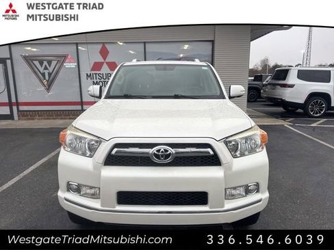 Used 2011 Toyota 4Runner SR5 image 2
