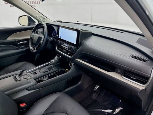 Used 2024 Toyota Grand Highlander FWD image 28