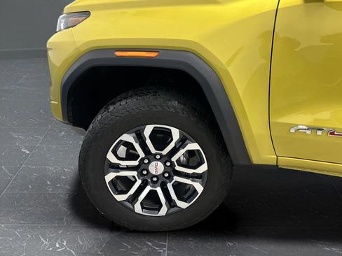 Used 2023 GMC Canyon AT4 image 36