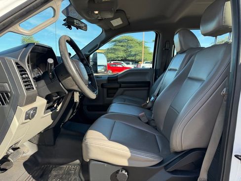 Used 2018 Ford F250 XL w/ Power Equipment Group image 21