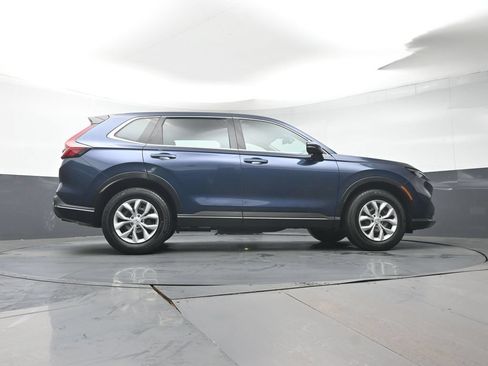 Used 2024 Honda CR-V LX image 32