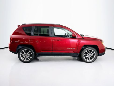 Used 2017 Jeep Compass High Altitude image 10