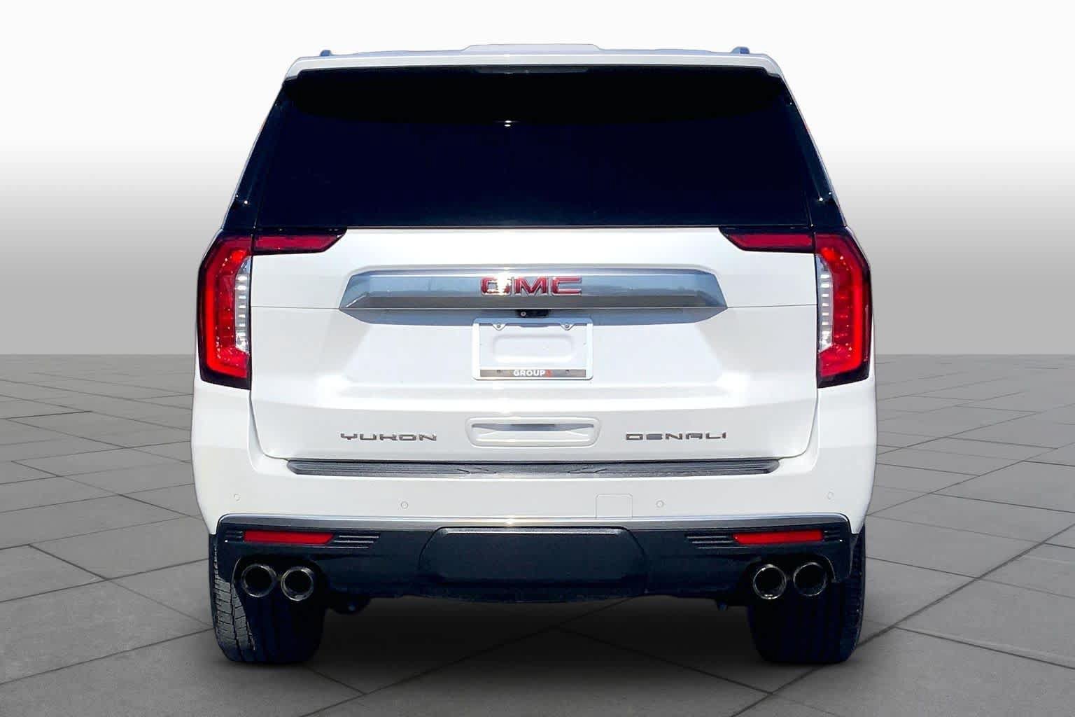 Used 2021 GMC Yukon Denali w/ Denali Ultimate Package AWD/4WD image 5
