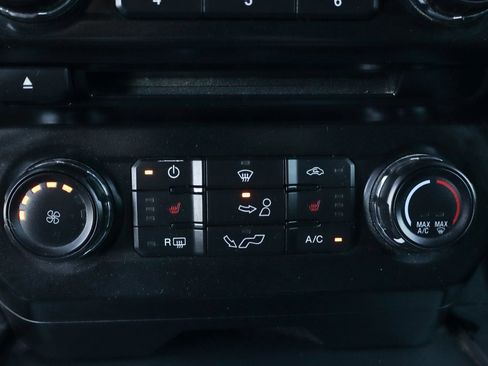 Used 2015 Ford F150 XLT w/ Equipment Group 302A Luxury image 34