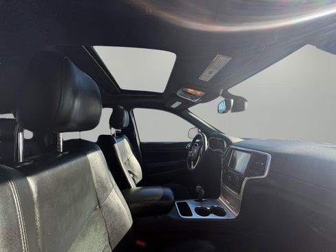 Used 2015 Jeep Grand Cherokee Altitude image 42