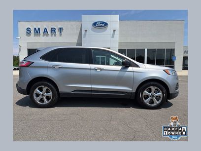 Used 2023 Ford Edge SE w/ Cargo Accessory Package