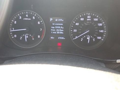 Used 2021 Hyundai Tucson SE FWD image 1