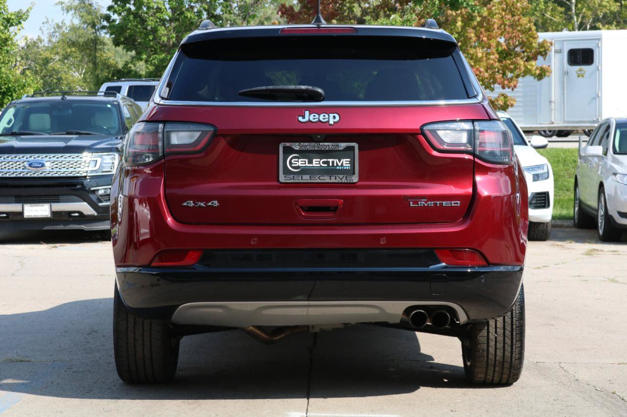 Used 2022 Jeep Compass Limited w/ Elite Group AWD/4WD image 11