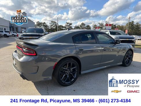 Used 2023 Dodge Charger R/T w/ Blacktop Package image 6