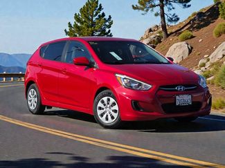 Used 2017 Hyundai Accent SE video 2