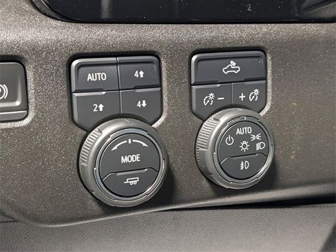 Certified 2022 Chevrolet Silverado 1500 RST image 17