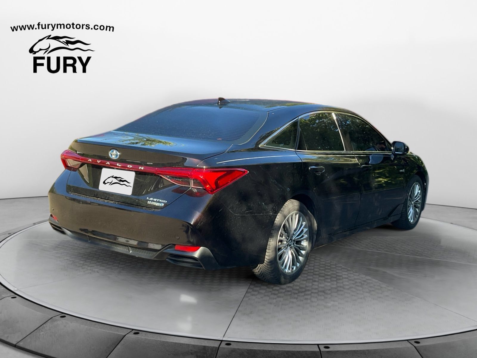 Used 2020 Toyota Avalon Limited w/ Advanced Safety Package FWD image 4