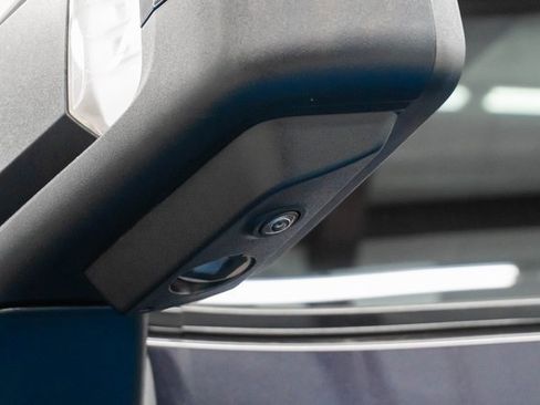 Used 2022 GMC Sierra 1500 AT4X image 19