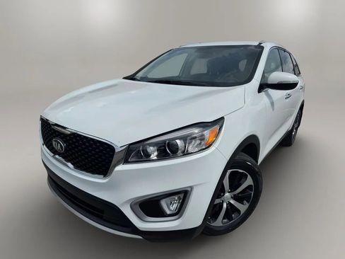 Used 2016 Kia Sorento EX FWD image 1