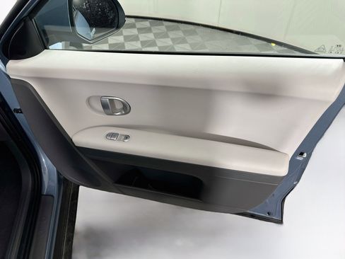 Used 2024 Hyundai Ioniq 5 SEL RWD image 32