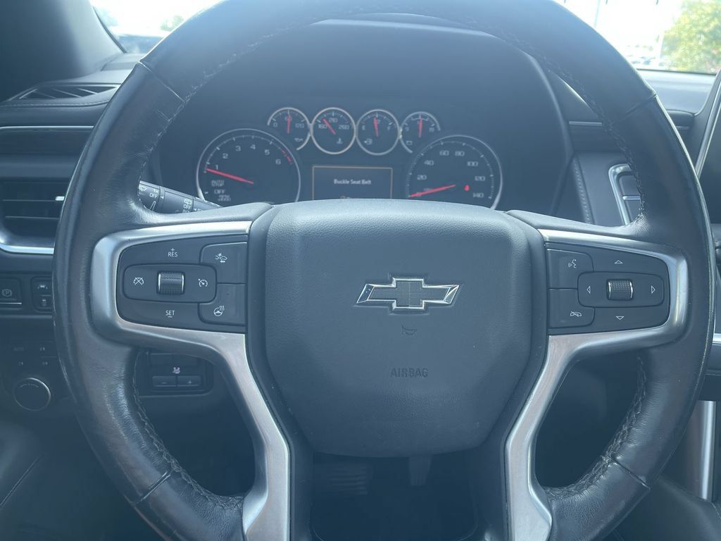 Used 2021 Chevrolet Tahoe Z71 w/ Z71 Signature Package AWD/4WD image 5