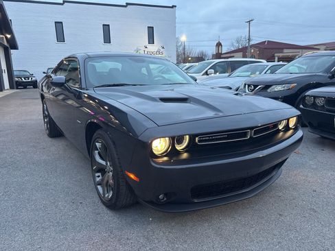 Used 2017 Dodge Challenger R/T w/ Sound Group image 7