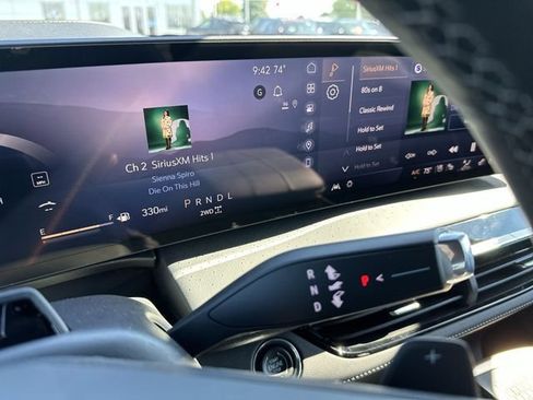New 2026 Buick Enclave Avenir w/ Super Cruise Package AWD/4WD image 24