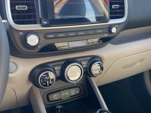 New 2026 Hyundai Venue SEL image 22