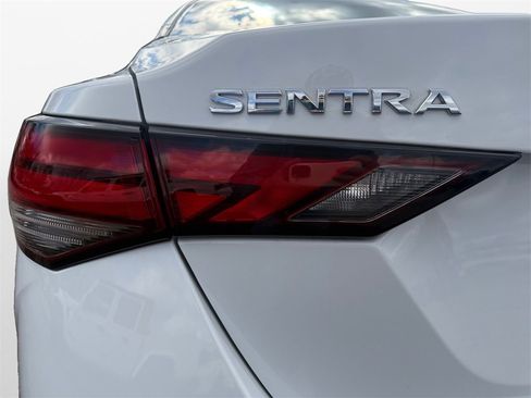 Certified 2025 Nissan Sentra SV image 21