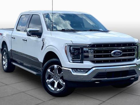 Used 2022 Ford F150 Lariat w/ Equipment Group 502A High AWD/4WD image 3