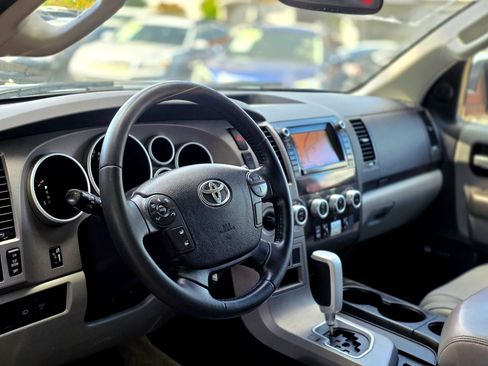 Used 2011 Toyota Sequoia Limited AWD/4WD image 16