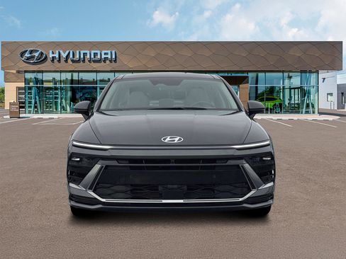 New 2026 Hyundai Sonata Limited FWD image 12