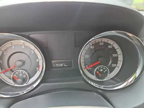 Used 2013 Dodge Grand Caravan SE FWD image 6