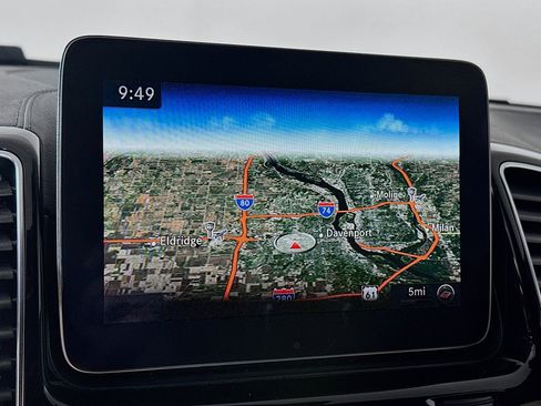 Used 2017 Mercedes-Benz GLS 450 4MATIC image 13