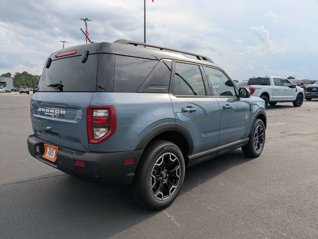 New 2025 Ford Bronco Sport Outer Banks AWD/4WD image 27