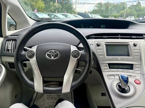 Used 2012 Toyota Prius Four FWD image 28