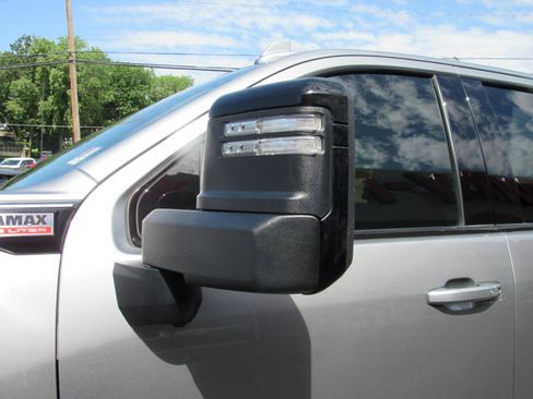 Used 2025 GMC Sierra 2500 AT4 AWD/4WD image 18