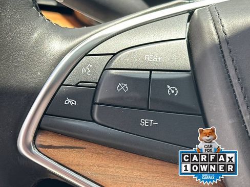 Used 2018 Cadillac XT5 Platinum w/ Driver Assist Package AWD/4WD image 24