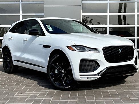 New 2025 Jaguar F-PACE R-Dynamic S image 2