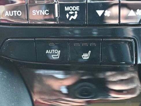 Used 2023 Acura MDX SH-AWD w/ Technology Package image 32