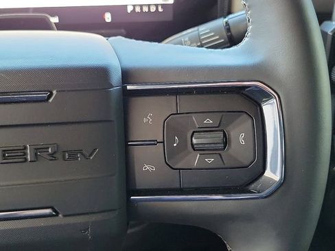 Used 2026 GMC Hummer EV SUV image 11